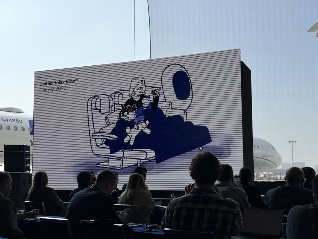 United Airlines Relax Row